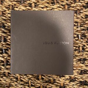 Louis Vuitton draw box